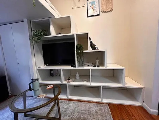 Rented by Brown Harris Stevens | media 2