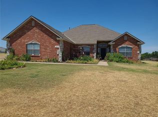 429 Summer Valley Rd, Blanchard, OK 73010