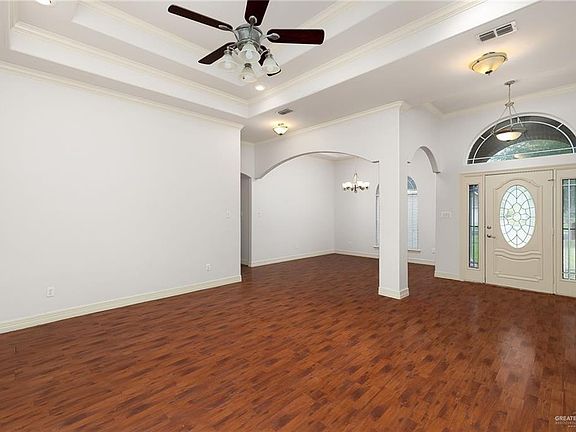 4th image of 3325 Midlands Cir