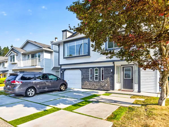 22419 125th Ave, Maple Ridge, BC V2X 9N8