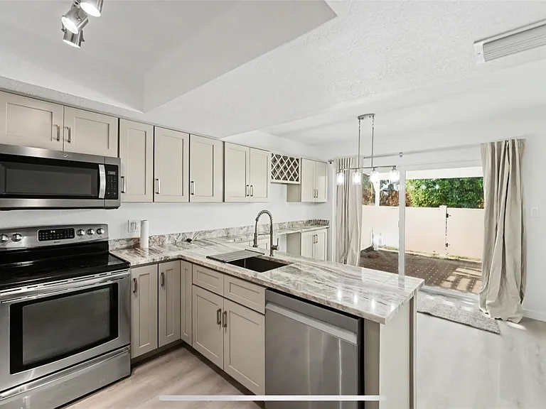 1640 Cape Hope Ave NE — Photo 12