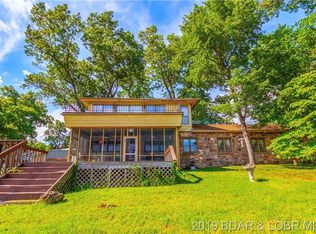 290 Long Acres Dr, Sunrise Beach, MO 65079