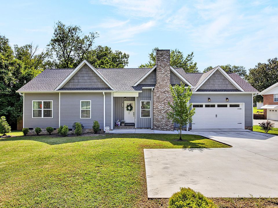 1st image of 2102 Peerless Rd NW