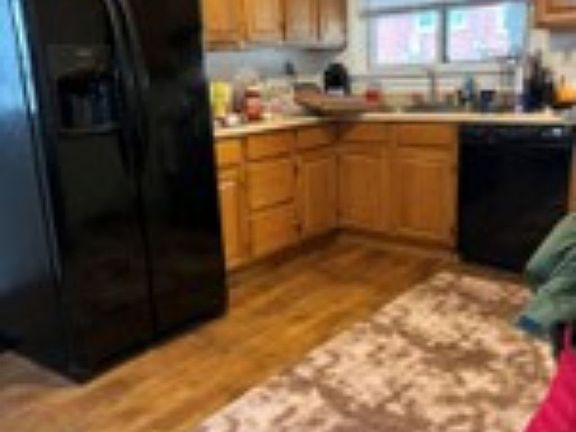 4th image of 3211 Liberty Way