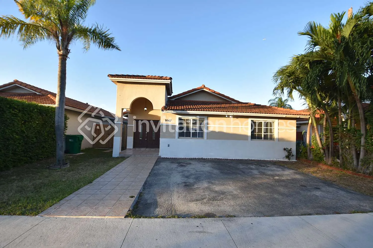 9147 NW 111th Ter Hialeah Gardens, FL 33018 — Photo 1