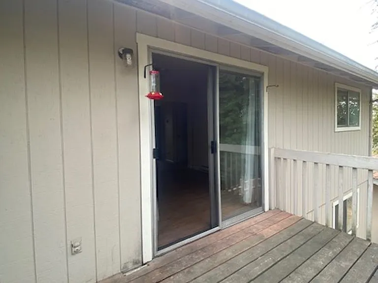 177 W C St #7 — Photo 10