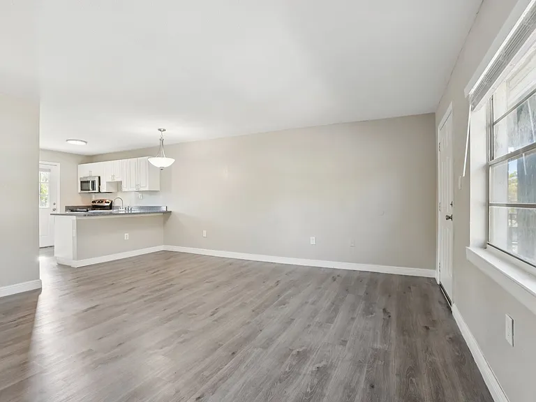 Serenity Lake Apartments — Photo 83
