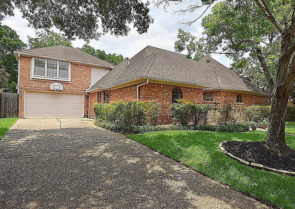 2nd image of 11838 Castle Ridge Dr