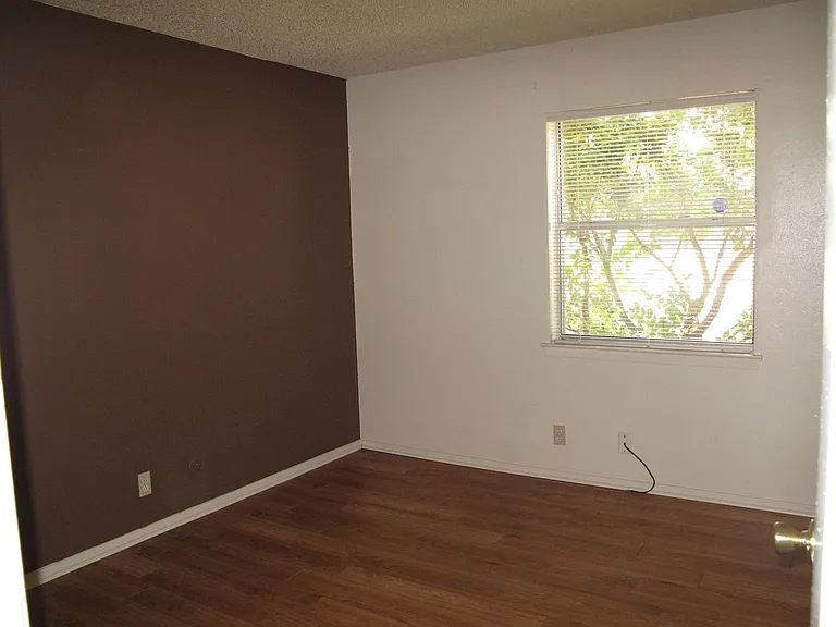 128 Bluebird Cir — Photo 6