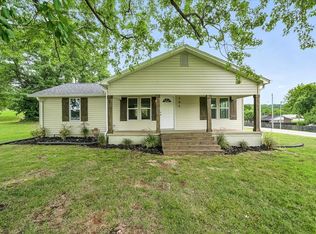304 Airport Rd, Livingston, TN 38570