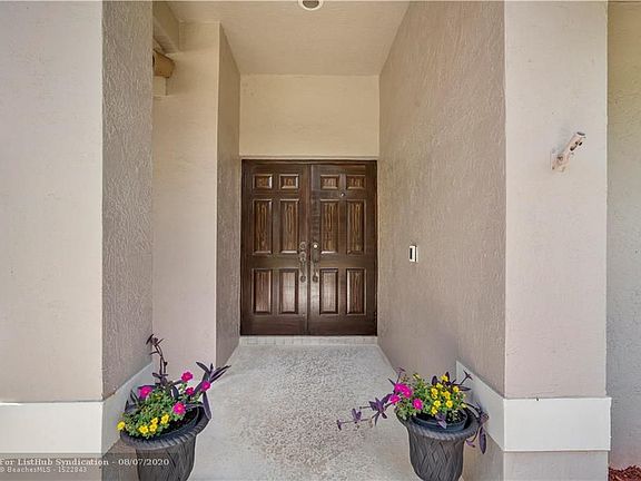 3rd image of 9520 NW 49th Ct