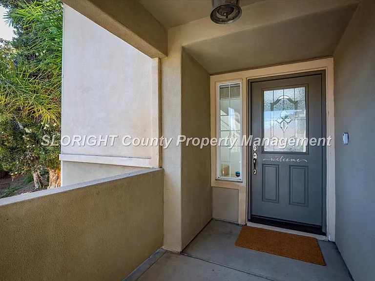 1149 Stonecrest Dr — Photo 3