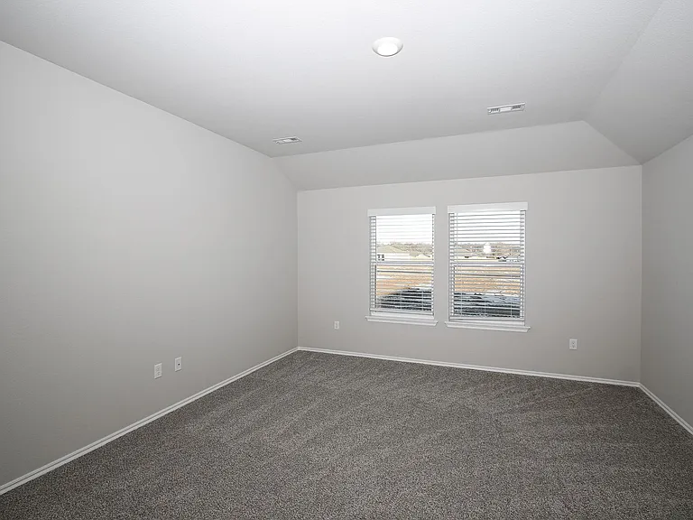 606 Comanche Dr — Photo 24