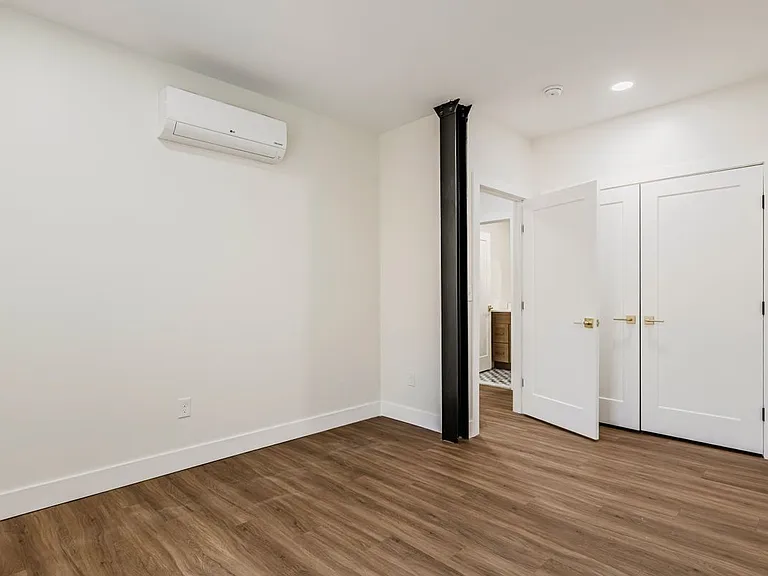 106 Hotel St #1 — Photo 13