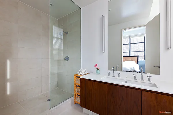 Sold by Modern Spaces | media 1