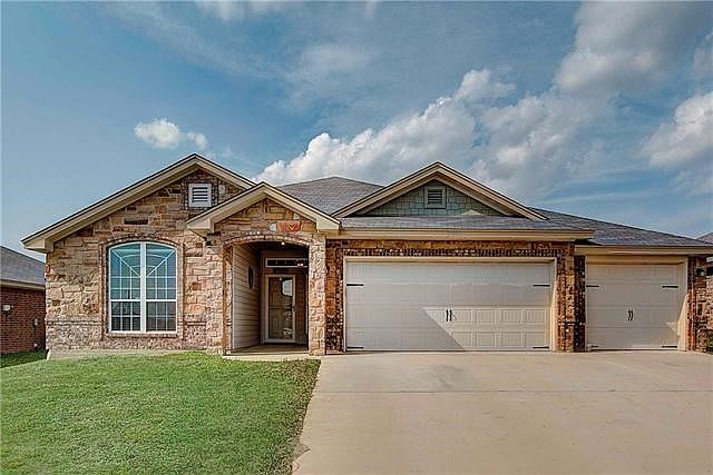 Beautiful stone and brick elevation!
