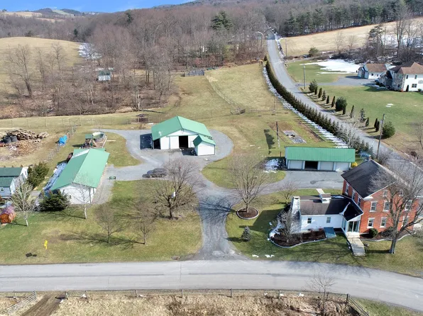 113 Hoch Rd, Dornsife, PA 17823