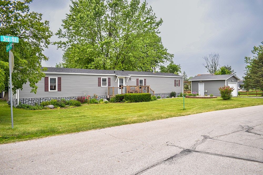 709 3rd St, Sheldahl, IA 50243 Zillow