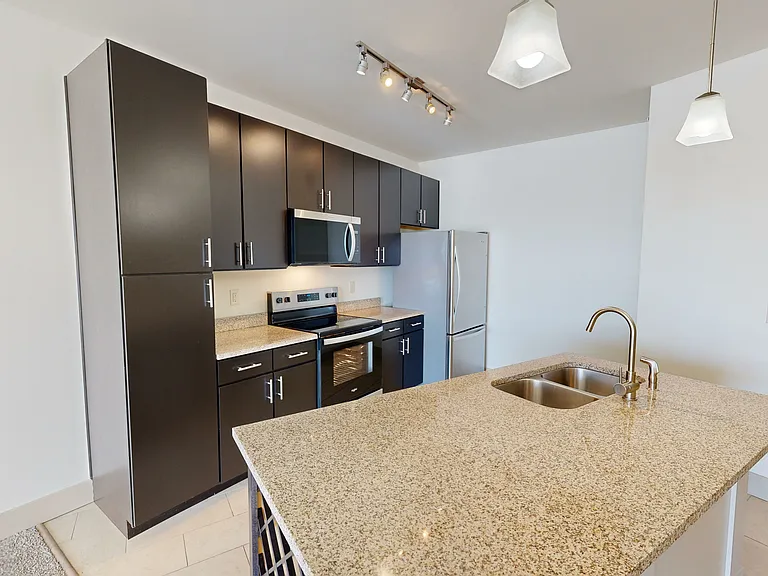 Latitude at Deerfield Crossing — Photo 48