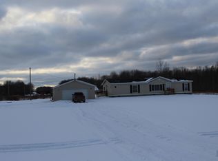 487 Fuller Rd, Ravenna, MI 49451