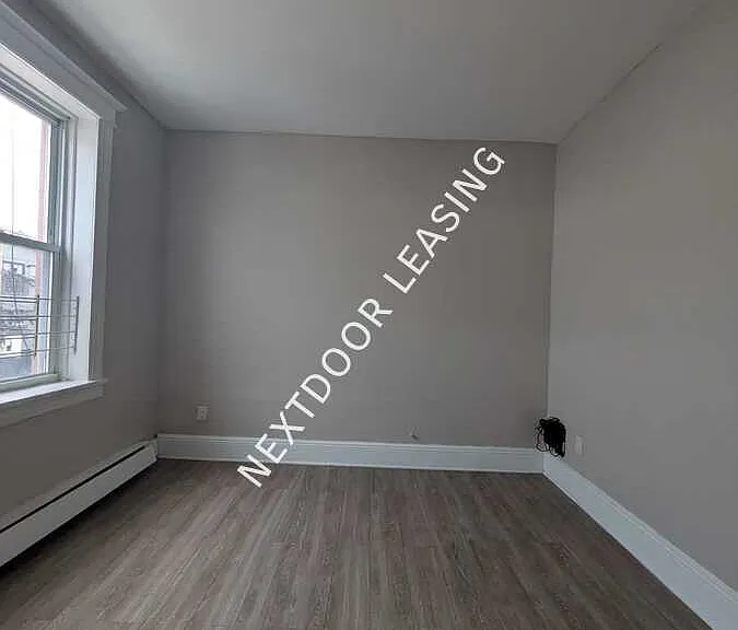 488 Kennedy Blvd #4M — Photo 3