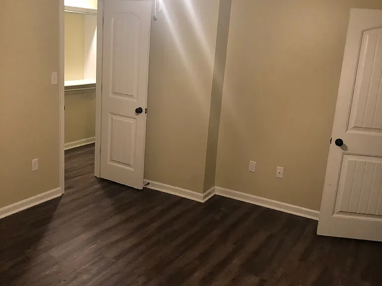1104 Cartwright St #5 — Photo 4