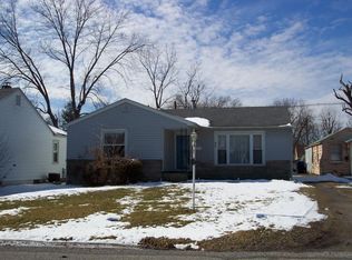 813 S 25th St, Mount Vernon, IL 62864