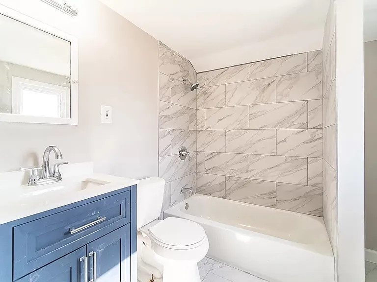 1111 Essex Pl #1 — Photo 9