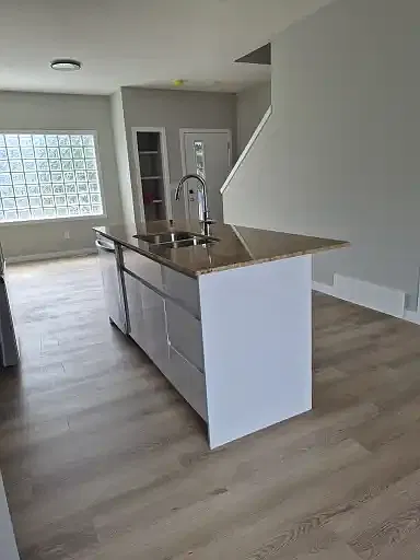 3 bed, 2.5 bath, $1,775 — Photo 3