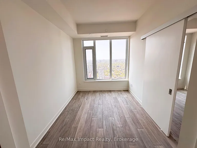 11 Yorkville Ave #4602 — Photo 15