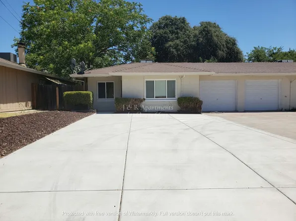 3842 Walnut Ave, Carmichael, CA 95608