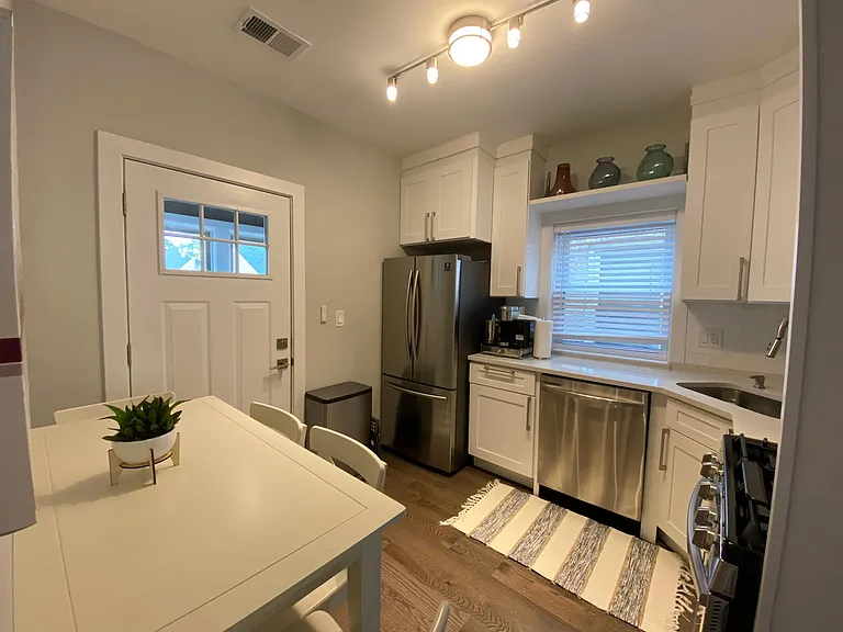 3147 N Ridgeway Ave #1 — Photo 12