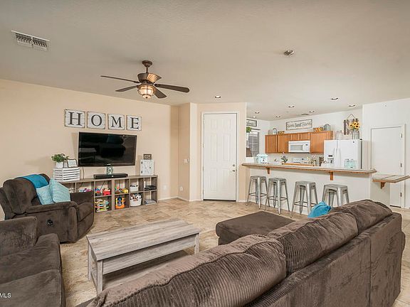 3rd image of 1265 S Aaron Dr #291