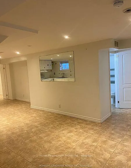 111 Clifton Ave #BASEMENT — Photo 15