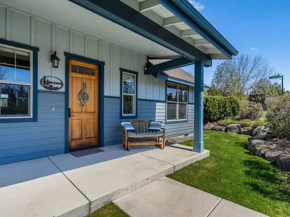 1082 SE Yarrow Ave, Madras, OR 97741