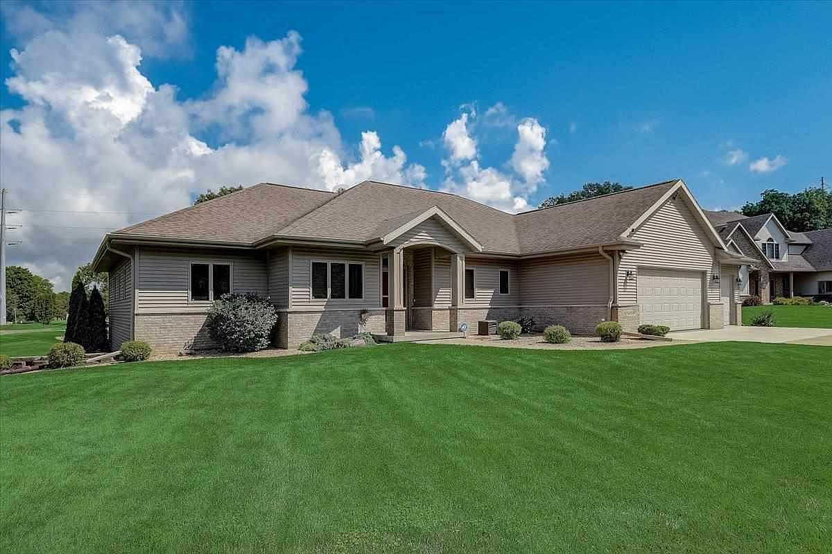 N898 Club Circle Dr, Prairie Du Sac, WI 53578 Zillow