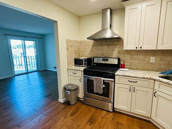 Updated clean kitchen