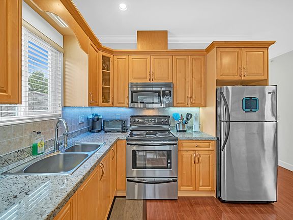 5th image of 669 W 71st Ave