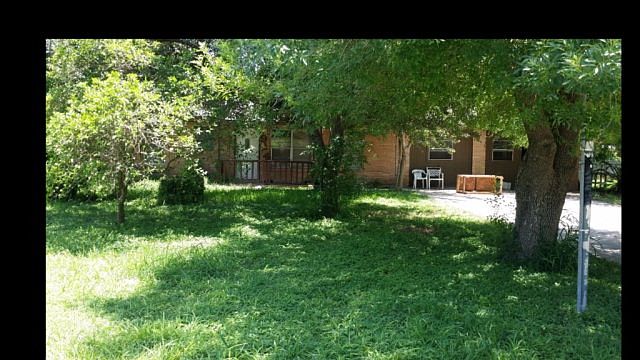 1st image of 914 Pamela Dr
