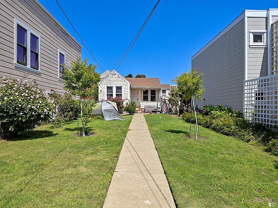 1st image of 326 27th St