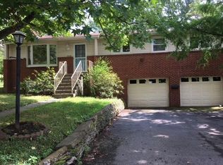 8400 Edwood Rd, Pittsburgh, PA 15237