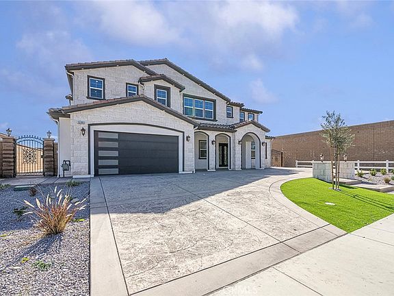 3rd image of 13705 Copley Dr