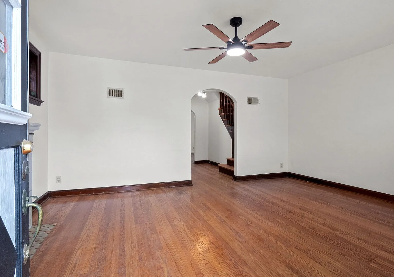 Hill-Adjacent, w/ Tons of Space! — Photo 3