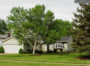 105 Naples Dr, Elyria, OH 44035