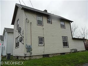 2nd image of 552 Walnut St