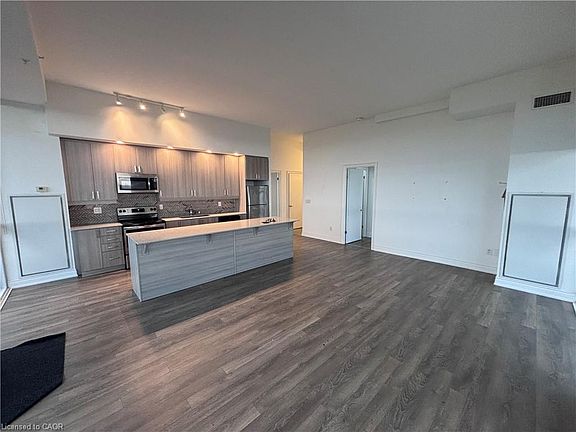 3rd image of 550 N Service Rd #905