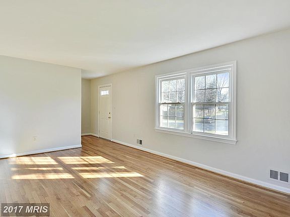 4th image of 17524 Park Mill Dr