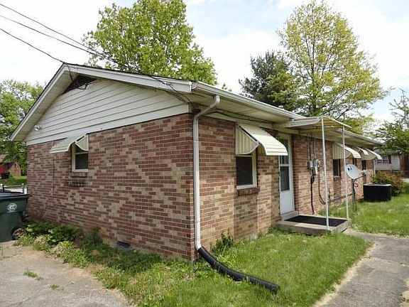 3rd image of 1193 Redwood Cir