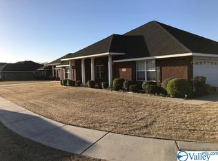 106 Shadow Trl SW, Huntsville, AL 35824