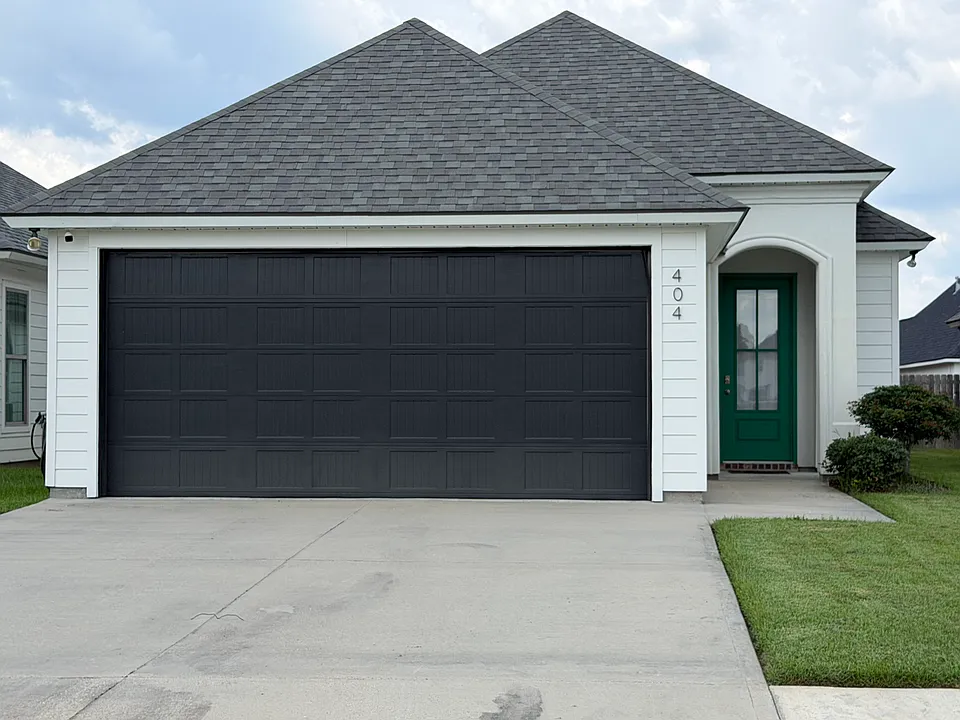 404 Twin Meadow Ln